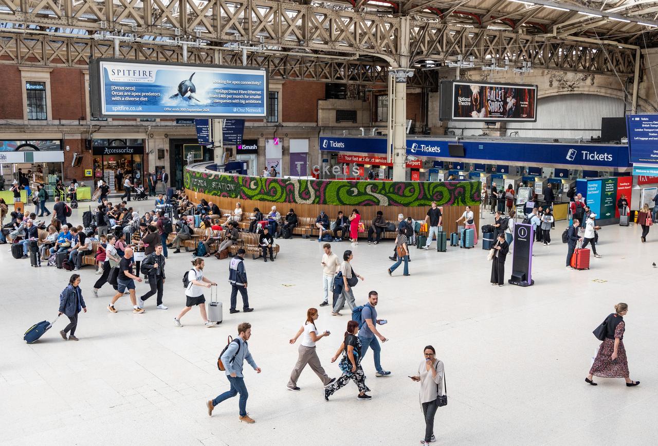 Victoria station
