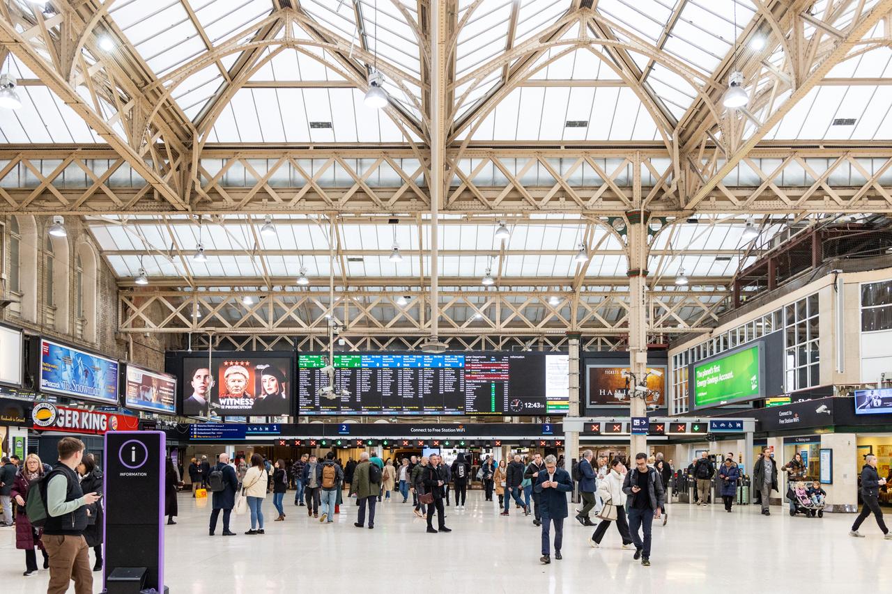 Charing Cross station