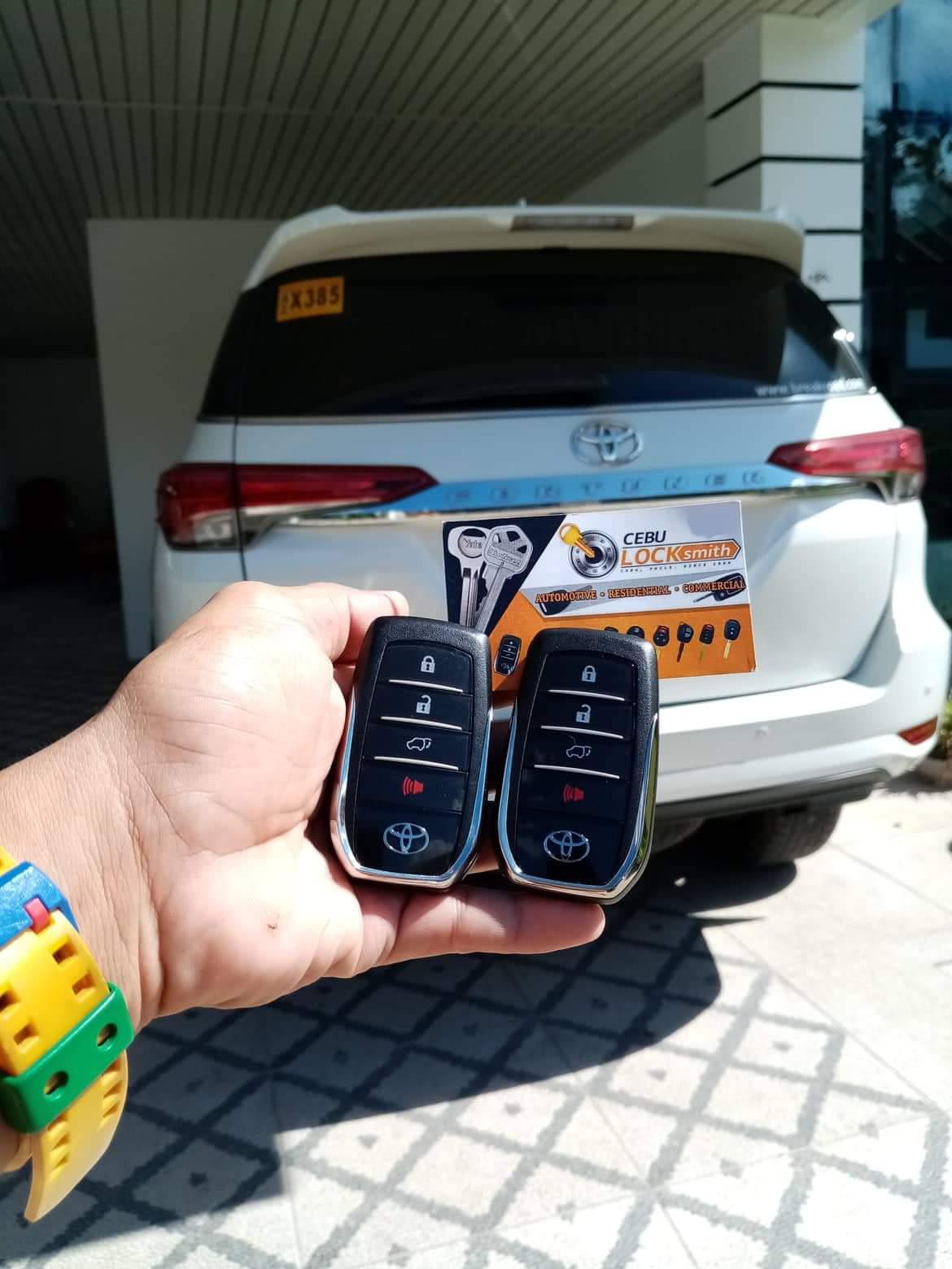 Fortuner Add smartkey by cebulocksmith.com