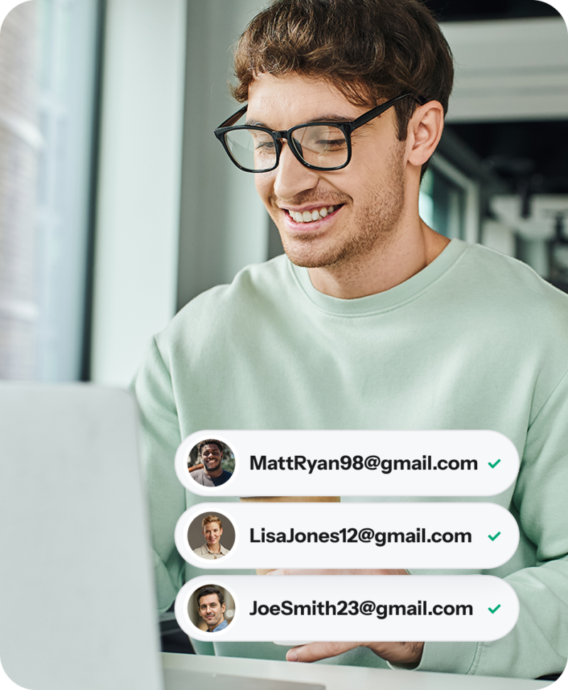 Man on laptop generating leads using an online quiz funnel builder software